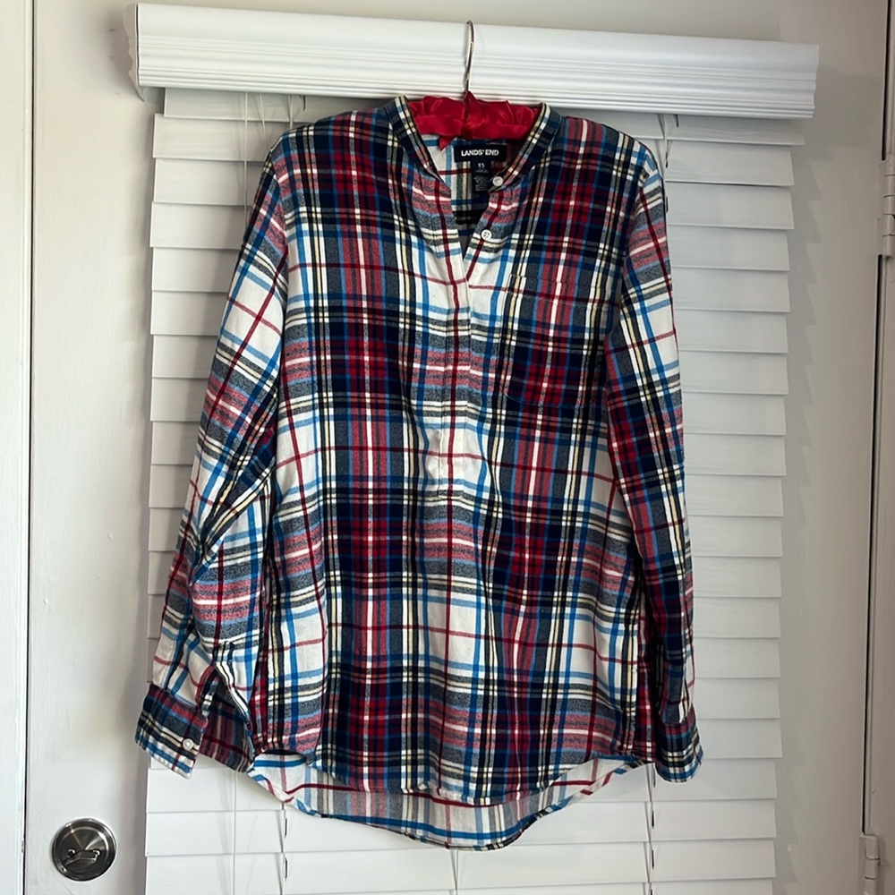 Land’s End Multicolored flannel top size Small